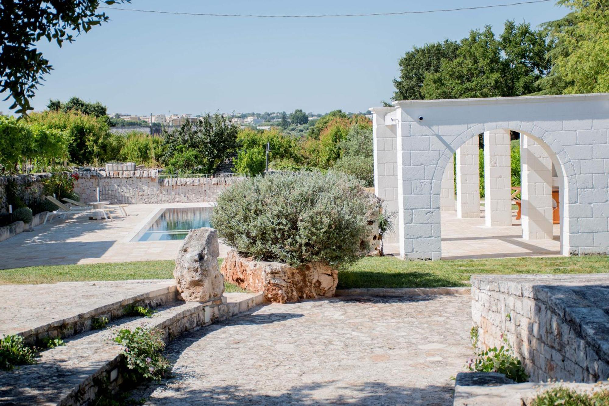 Trullo Cinquenoci Suite Locorotondo Exteriér fotografie